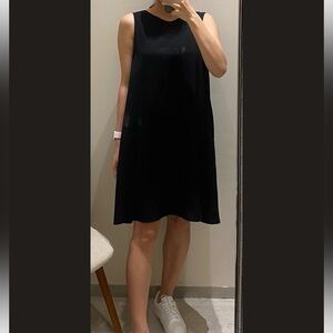 ❤️ Korean Premium Brand SIE - Black Sleeveless Dress